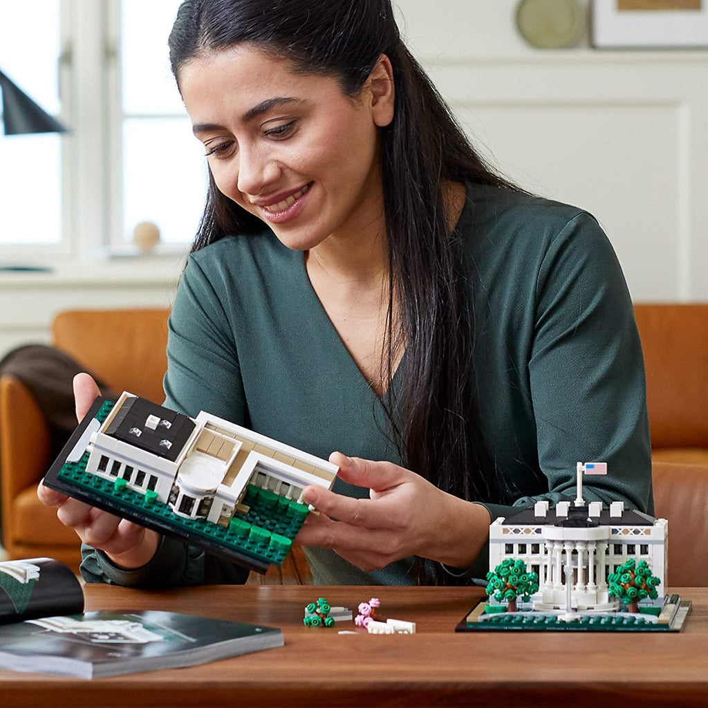 LEGO® The White House 21054